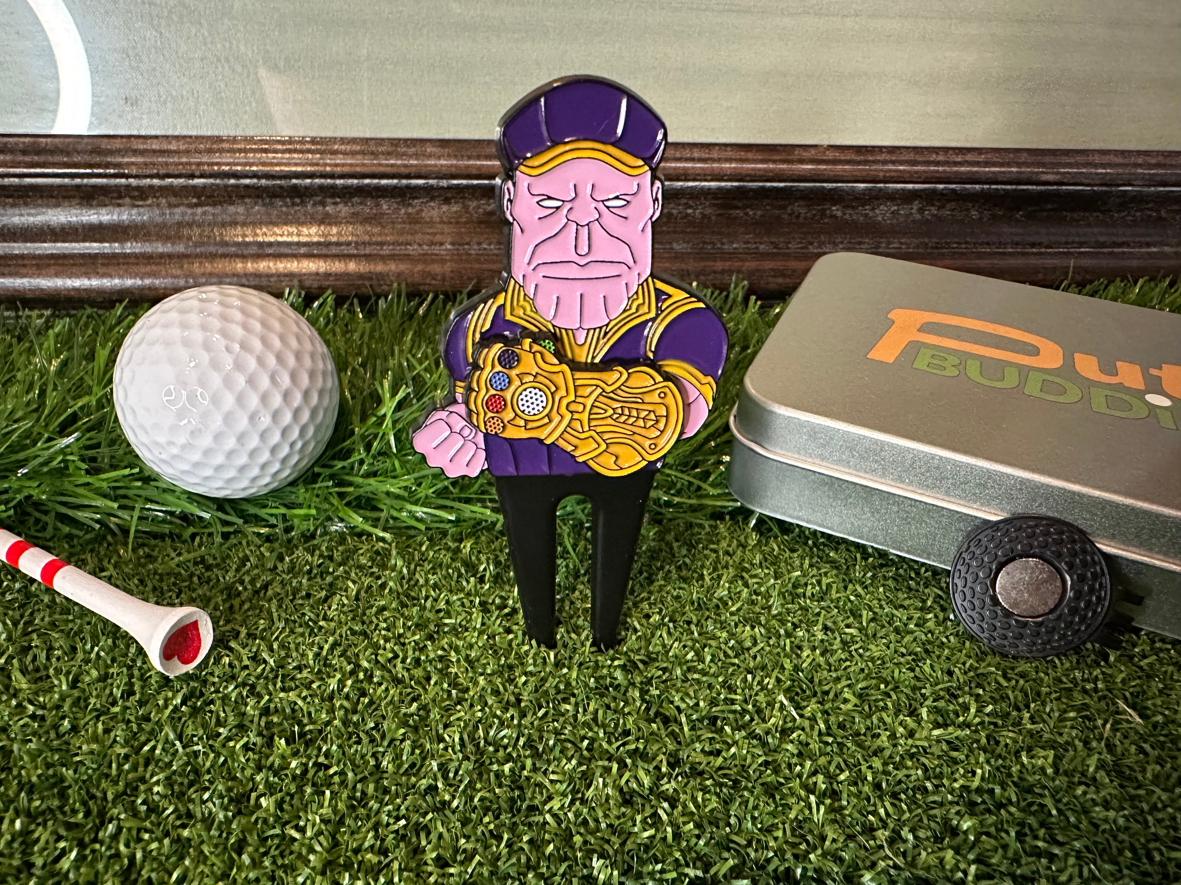 The Mad Titan Golf Divot Tool w/ Infinity Glove Ball Marker