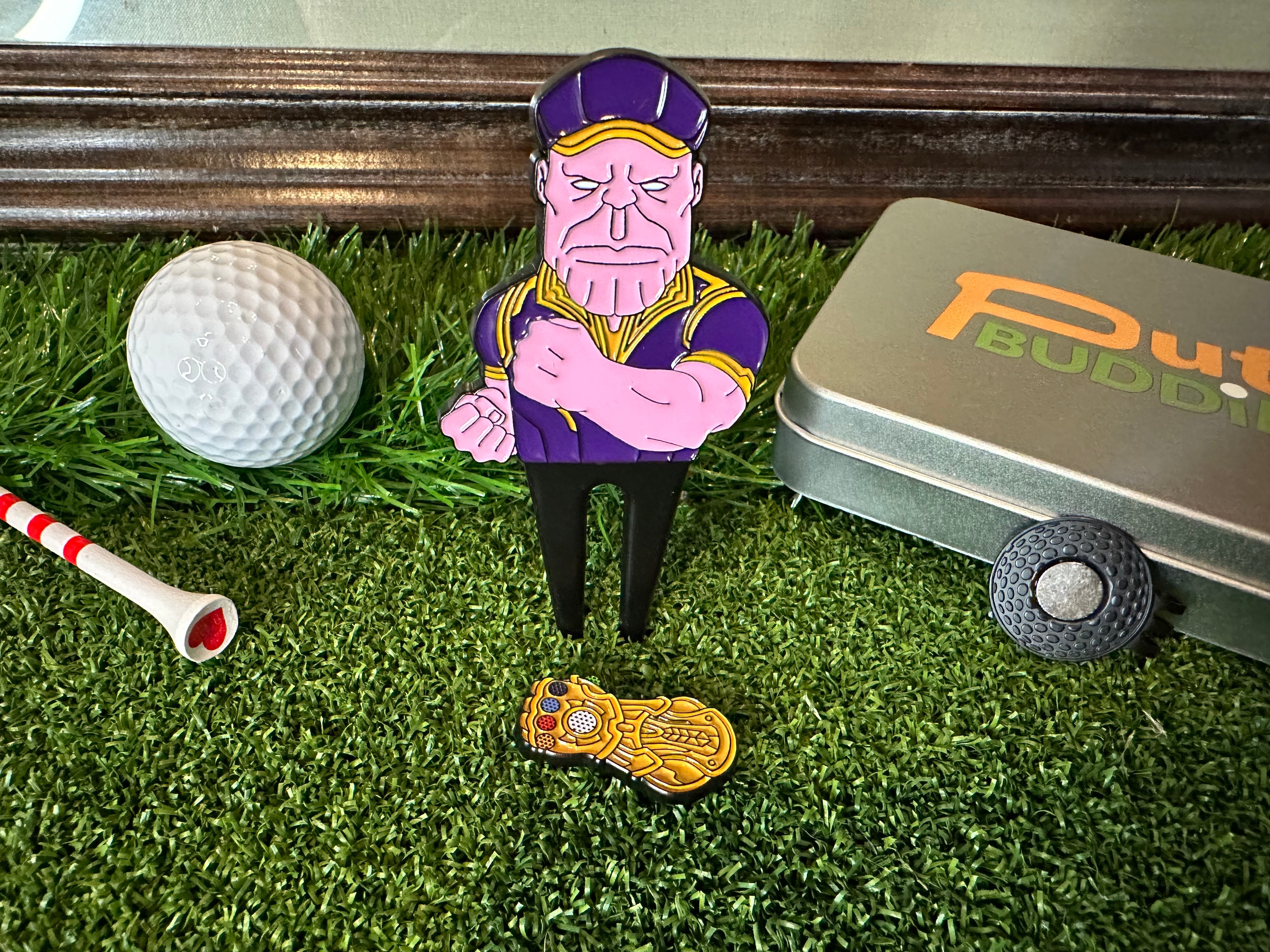 The Mad Titan Golf Divot Tool w/ Infinity Glove Ball Marker